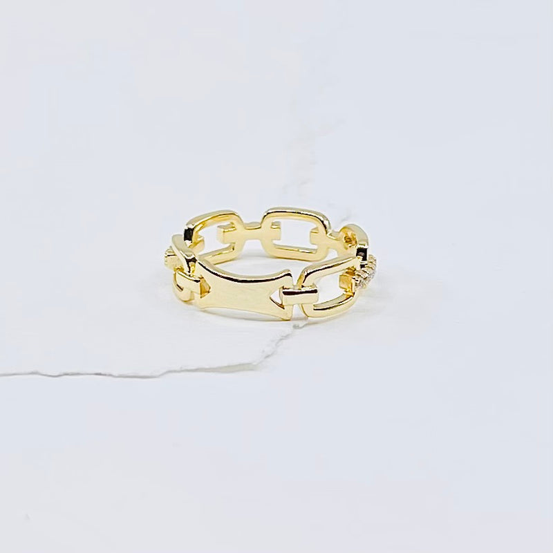 Gold Link Ring