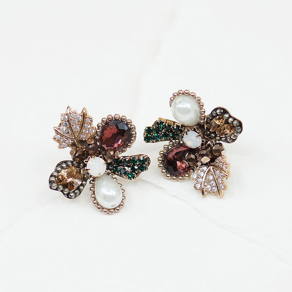 Pearl Point Flower Post Earrings